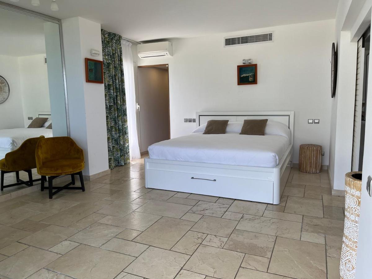 Le Domaine Anse Marcel Beach Resort Экстерьер фото